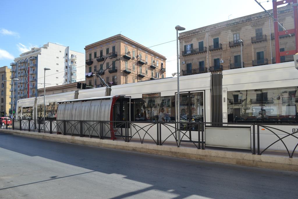מלון פלרמו A Tre Passi Dal Centro מראה חיצוני תמונה